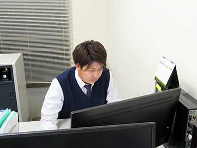 TKB 営業部 峯岸1